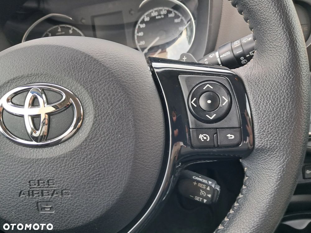 Toyota Yaris 1.5 Premium CVT - 15