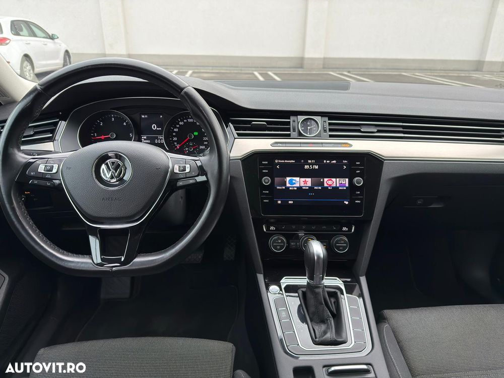 Volkswagen Passat 2.0 TDI DSG (BlueMotion Technology) Comfortline - 7