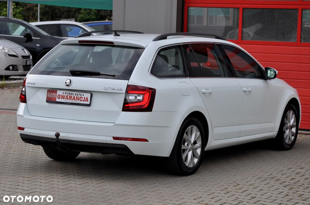 Skoda Octavia 2.0 TDI Edition DSG - 13
