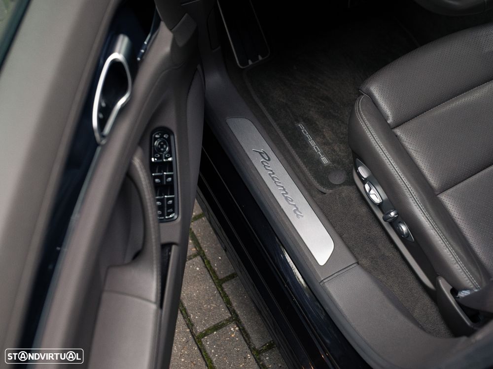 Porsche Panamera Standard - 24