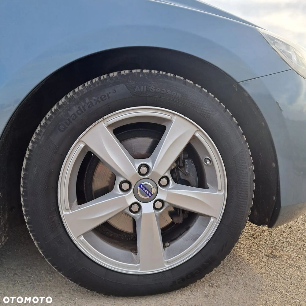 Volvo V40 D2 Momentum - 15