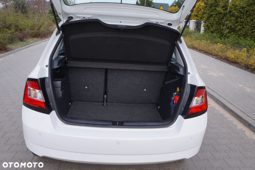 Skoda Fabia 1.0 Style Color - 20