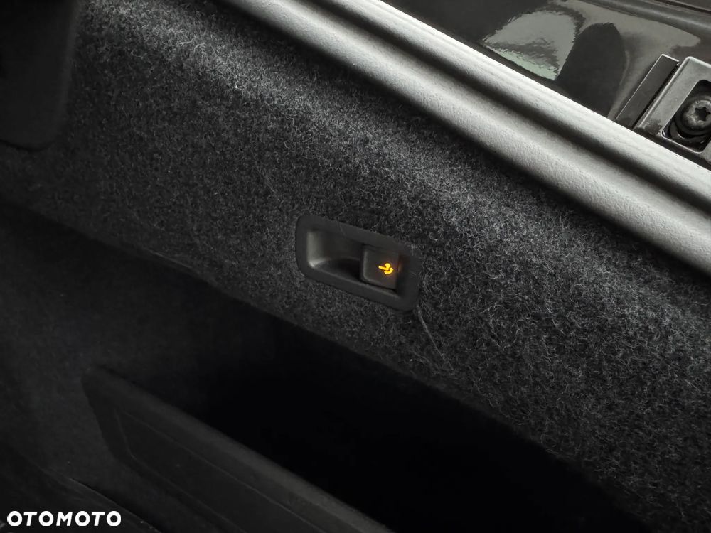 Volkswagen Arteon 2.0 TSI DSG R-Line - 40