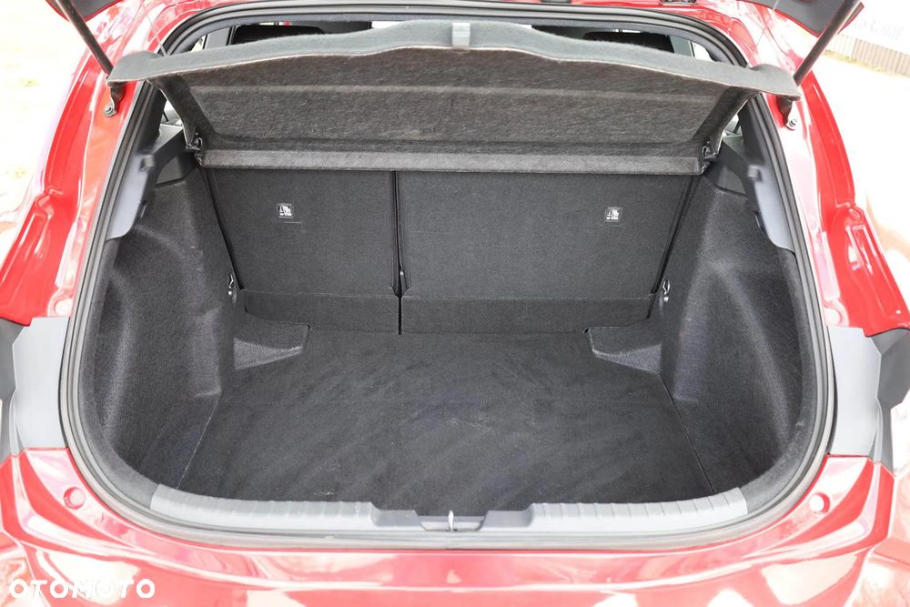 Toyota Corolla 1.8 Hybrid Comfort - 36