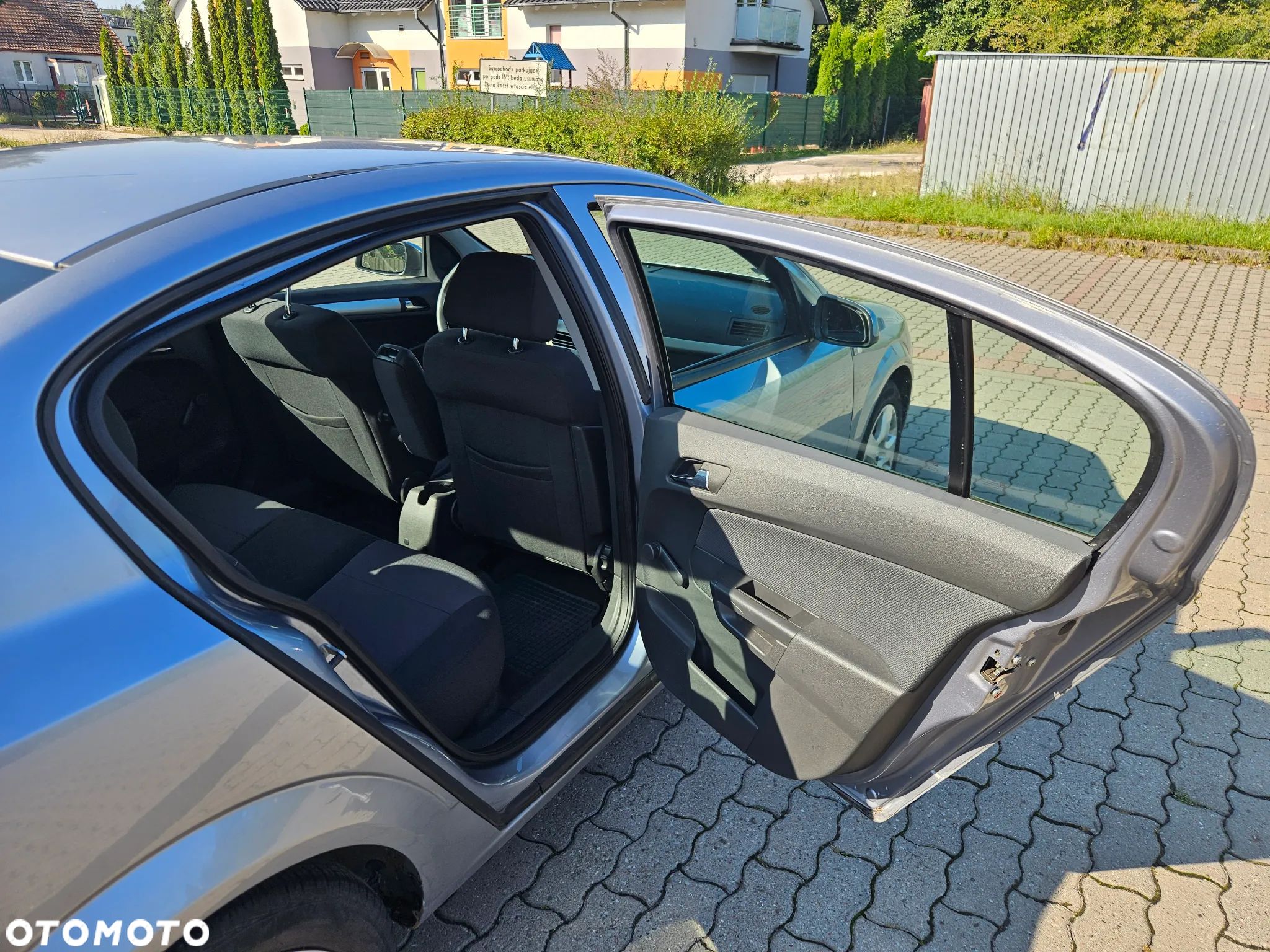 Opel Astra - 1