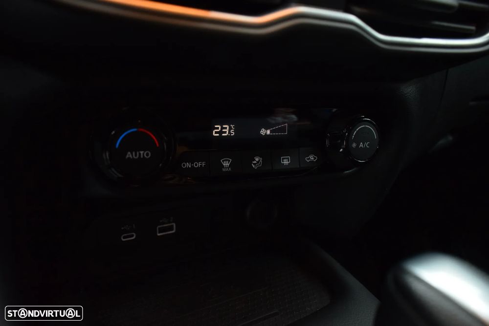 Nissan Juke 1.0 DIG-T N-Connecta NAV. DCT - 16