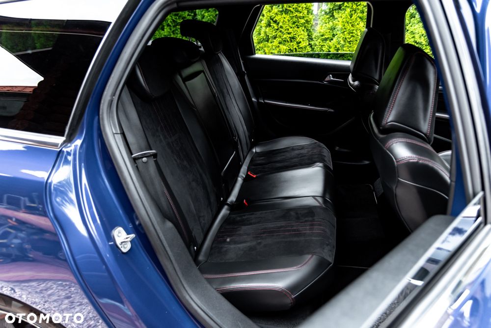 Peugeot 308 - 24