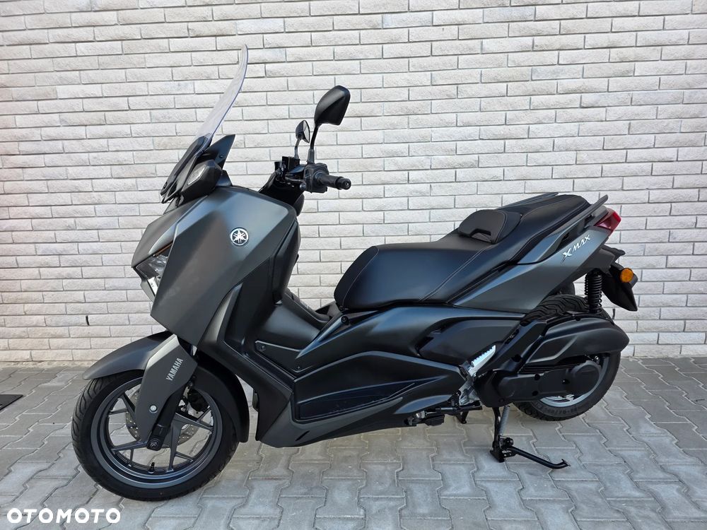 Yamaha X-max - 3