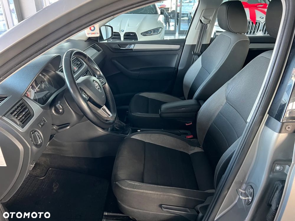 Skoda RAPID 1.0 TSI Ambition - 20