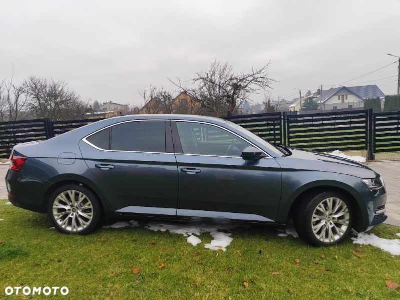 Skoda Superb 2.0 TSI Style DSG - 4