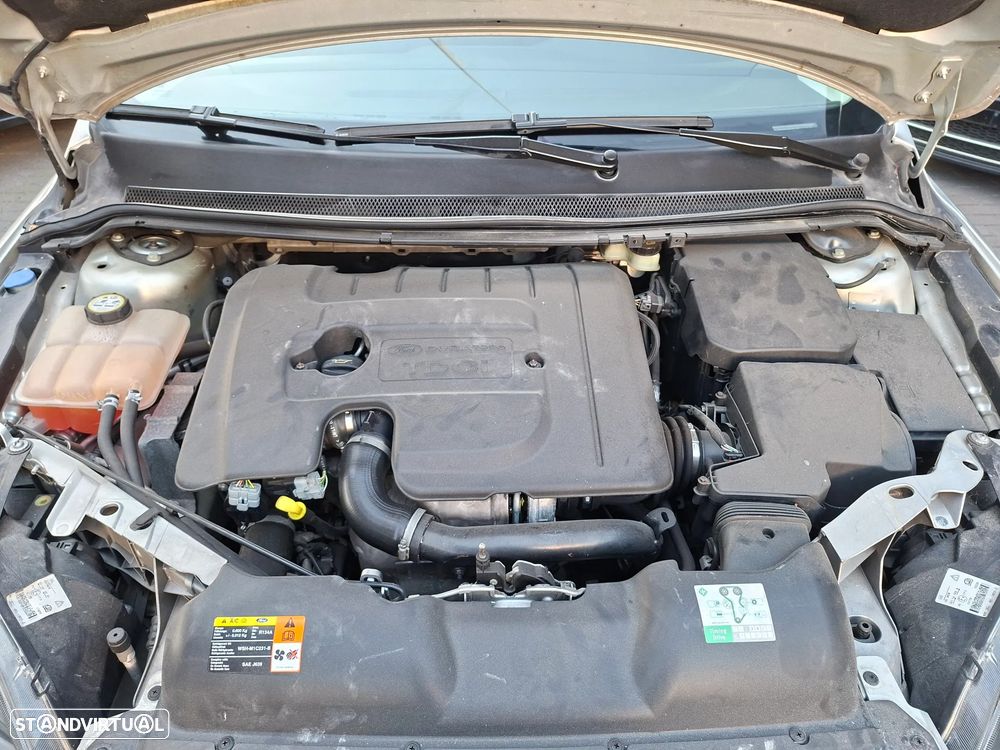 Ford FOCUS 1.6TDCI 110CV SPORT VAN - 8