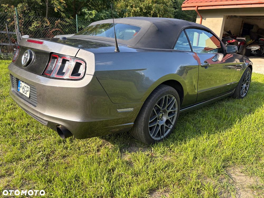 Ford Mustang 3.7 V6 Premium - 10