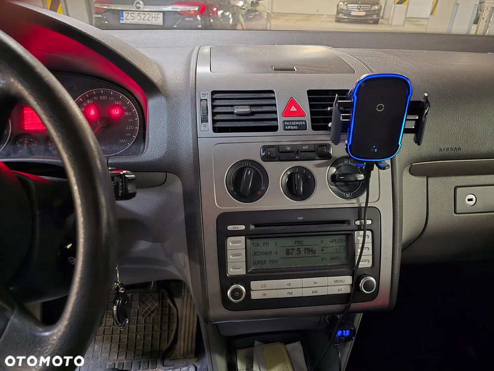 Volkswagen Touran 1.4 TSI Trendline - 6