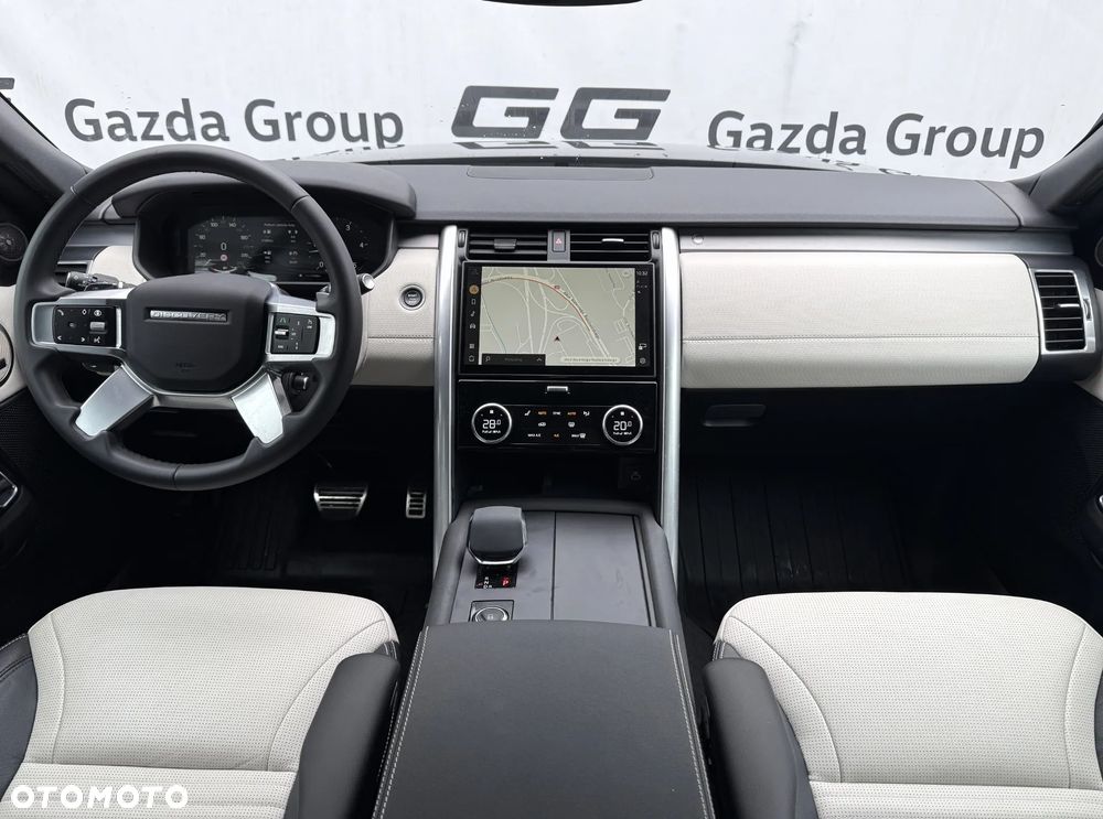 Land Rover Discovery D250 Dynamic SE - 8