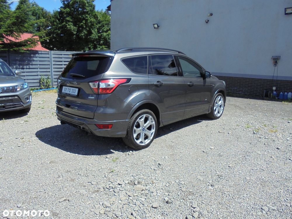 Ford Kuga - 16
