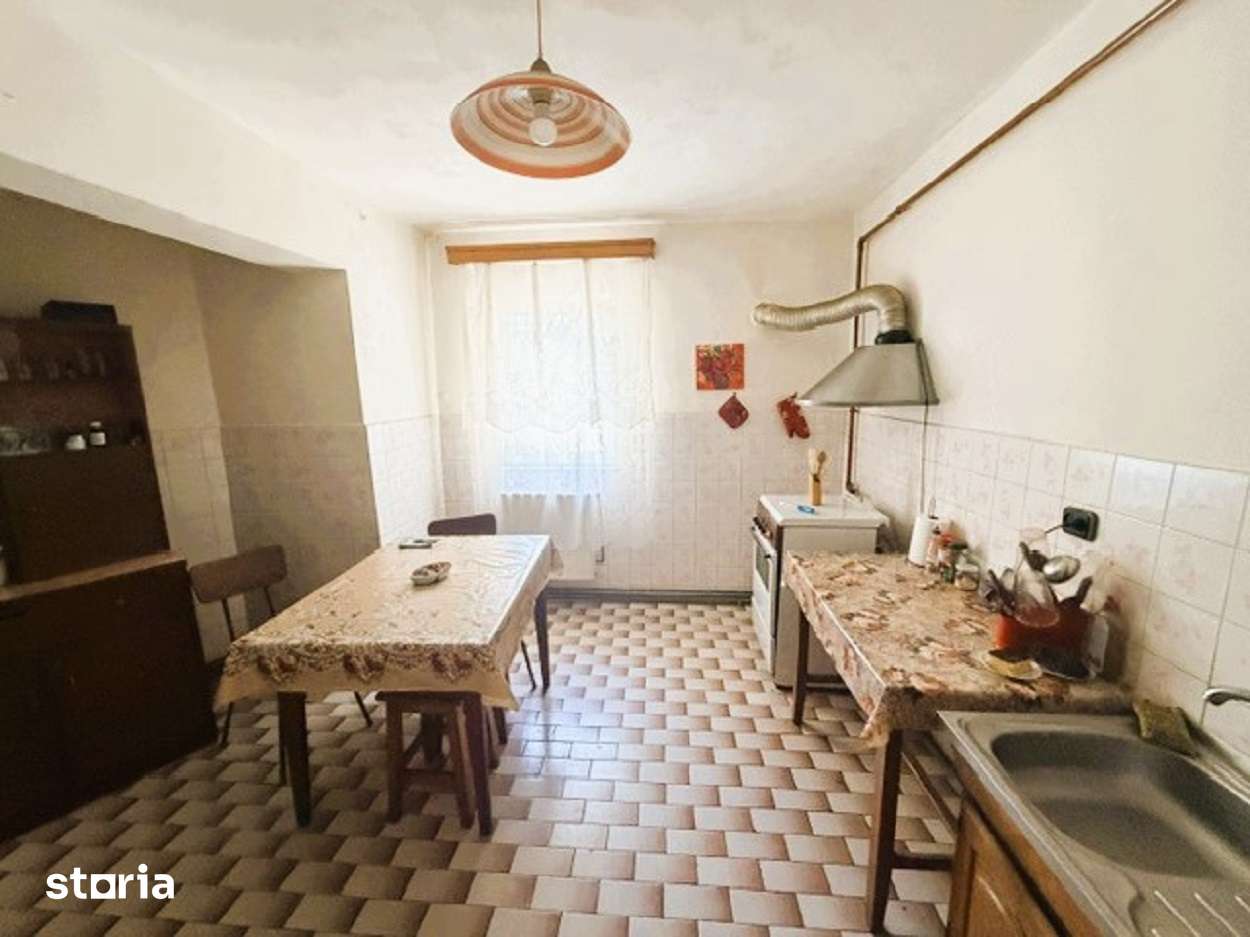 Apartament 3 CAM spațios, decomandat | Etaj 2 | Str. Arcului – Slatina — fotografia 3