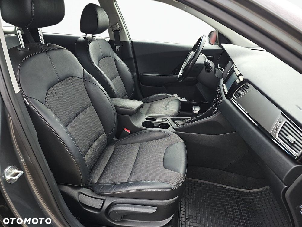 Kia Niro - 15
