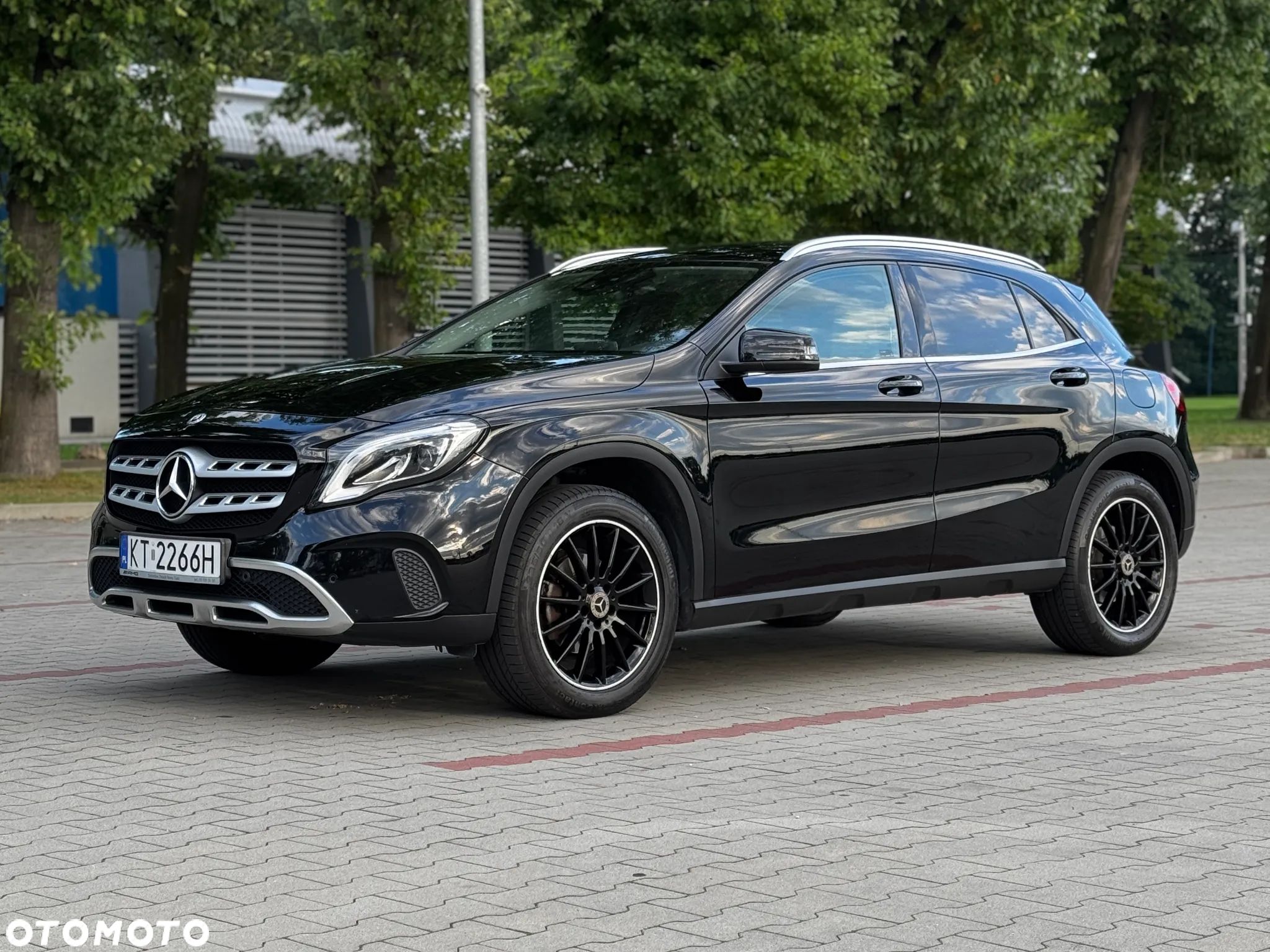 Mercedes-Benz GLA 200 7G-DCT - 1