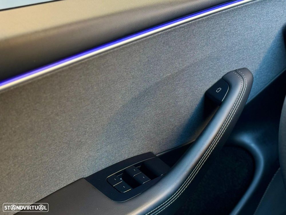 Tesla Model 3 Tração Traseira Premium - 44