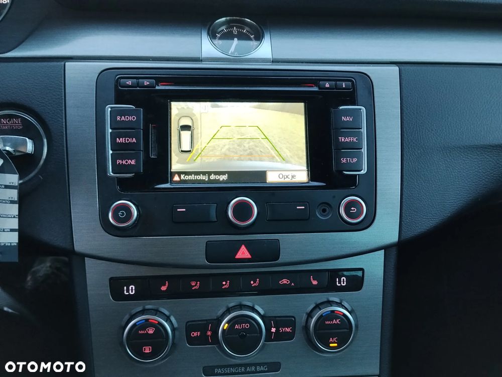 Volkswagen Passat 2.0 TDI Comfortline R-Style DSG - 34