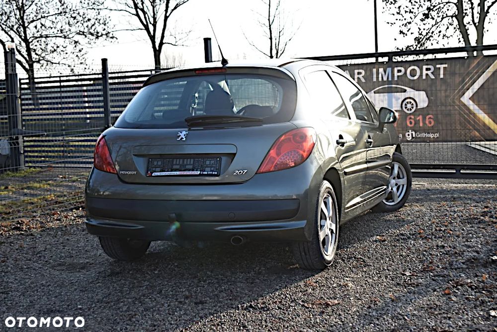 Peugeot 207 1.4 16V Presence - 4