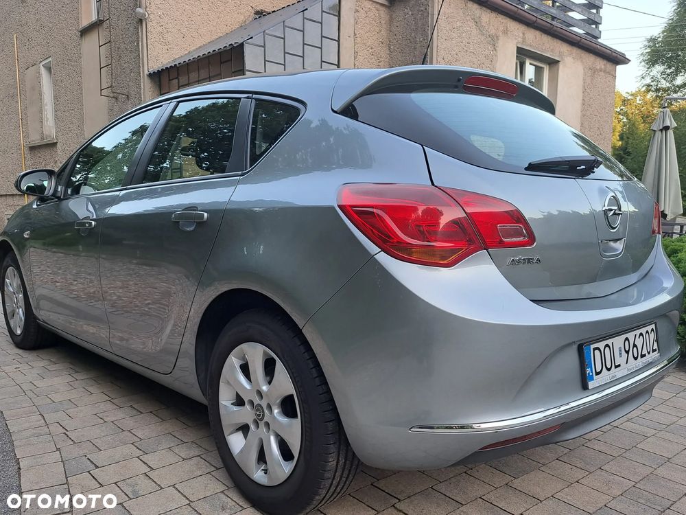 Opel Astra 1.6 Active EU6 - 5