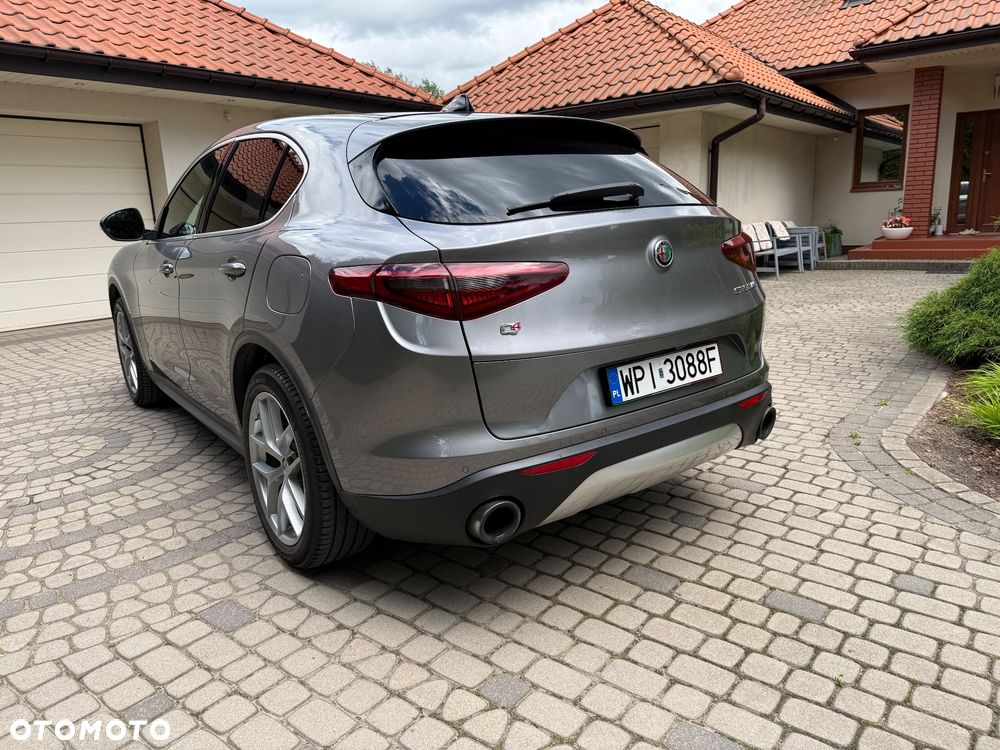 Alfa Romeo Stelvio 2.0 Turbo First Edition Q4 - 10