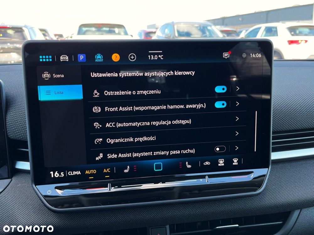 Volkswagen T-Roc 1.5 eTSI Life DSG - 13