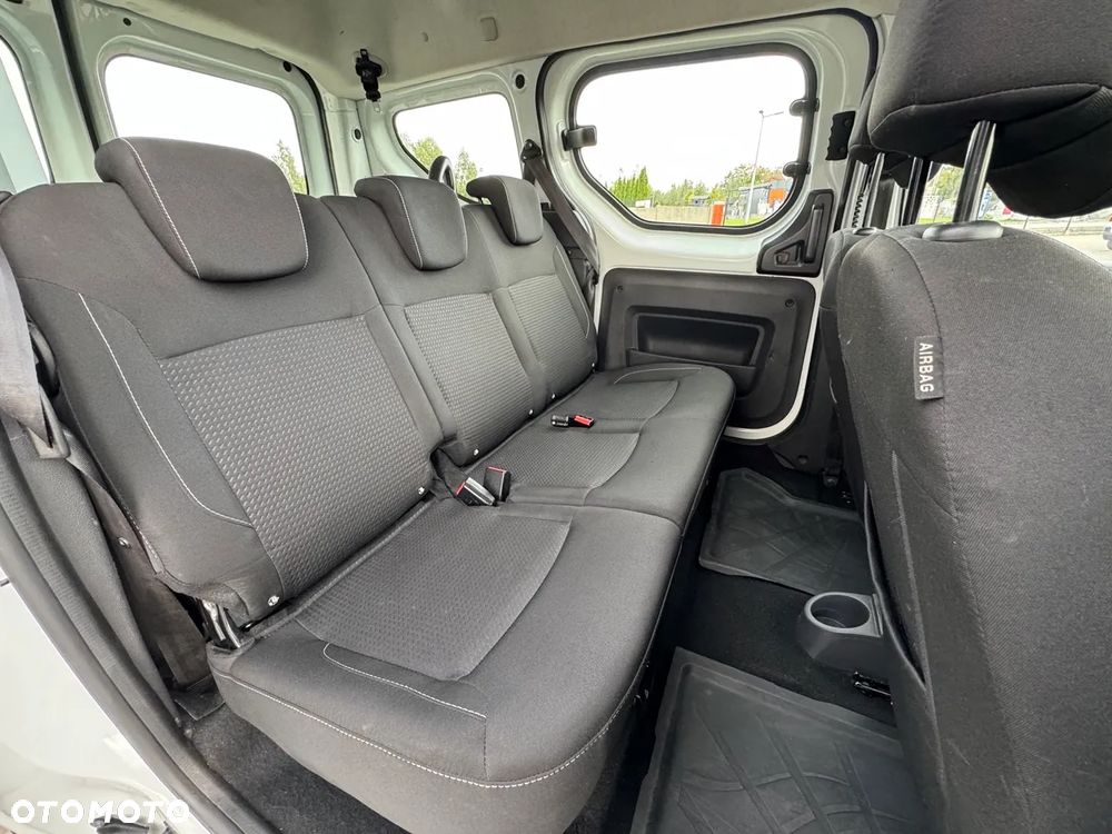 Dacia Dokker 1.5 Blue dCi Laureate - 13