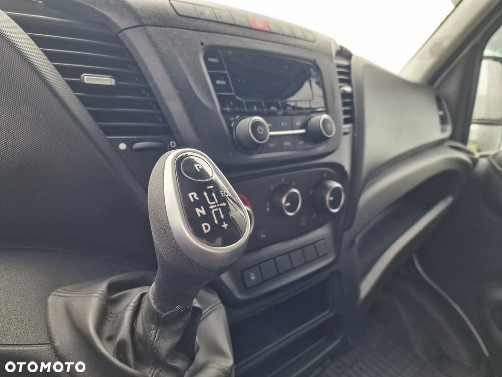 Iveco DAILY 35S HI-MATIC Automat Bezwypadkowy, 10 EP, Salon PL , ASO BURTO FIRANA,KLIMA ,WEBASTO - 9