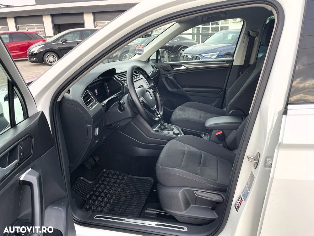 Volkswagen Tiguan 2.0 TDI 4Mot DSG Comfortline - 9