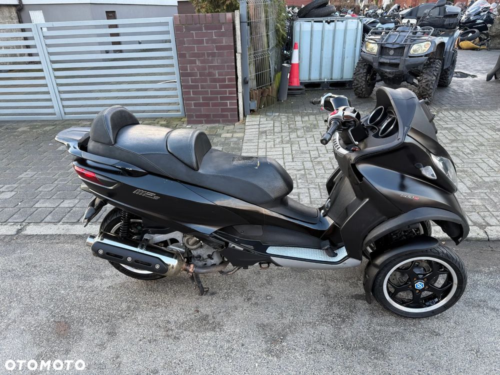 Piaggio MP-3 - 5