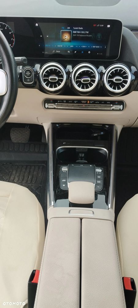 Mercedes-Benz GLA 250 - 8