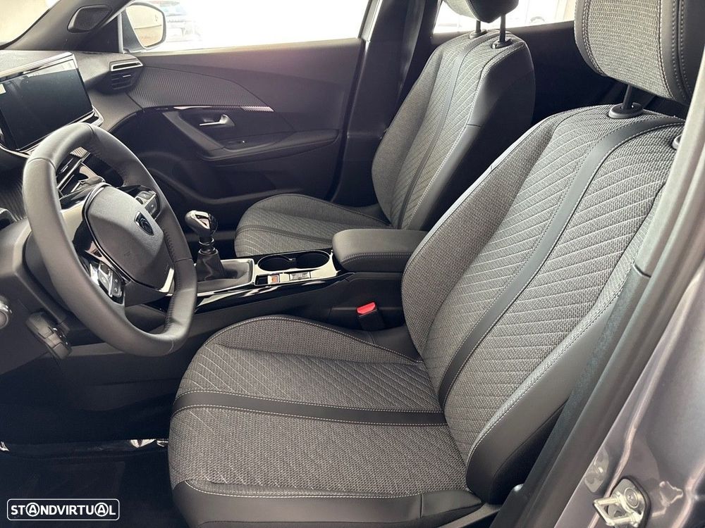 Peugeot 2008 1.2 PureTech Allure - 9