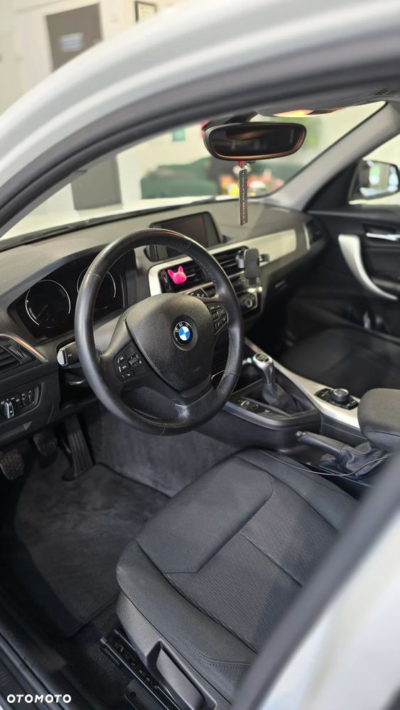 BMW Seria 1 118i - 10