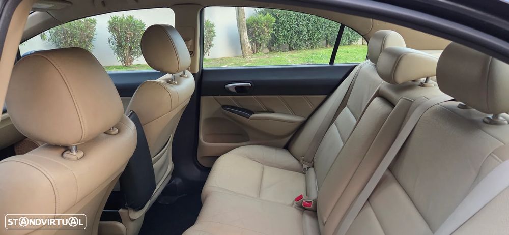 Honda Civic 1.3 DSI i-VTEC Hybrid Executive - 12