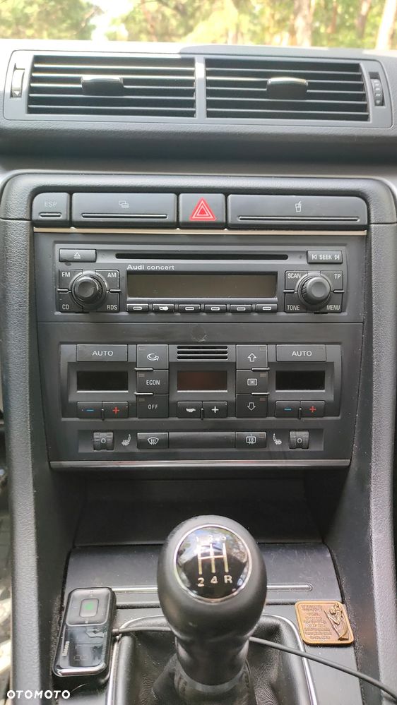 Audi A4 1.6 - 11