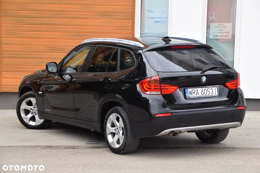 BMW X1 sDrive18d Sport Line - 10