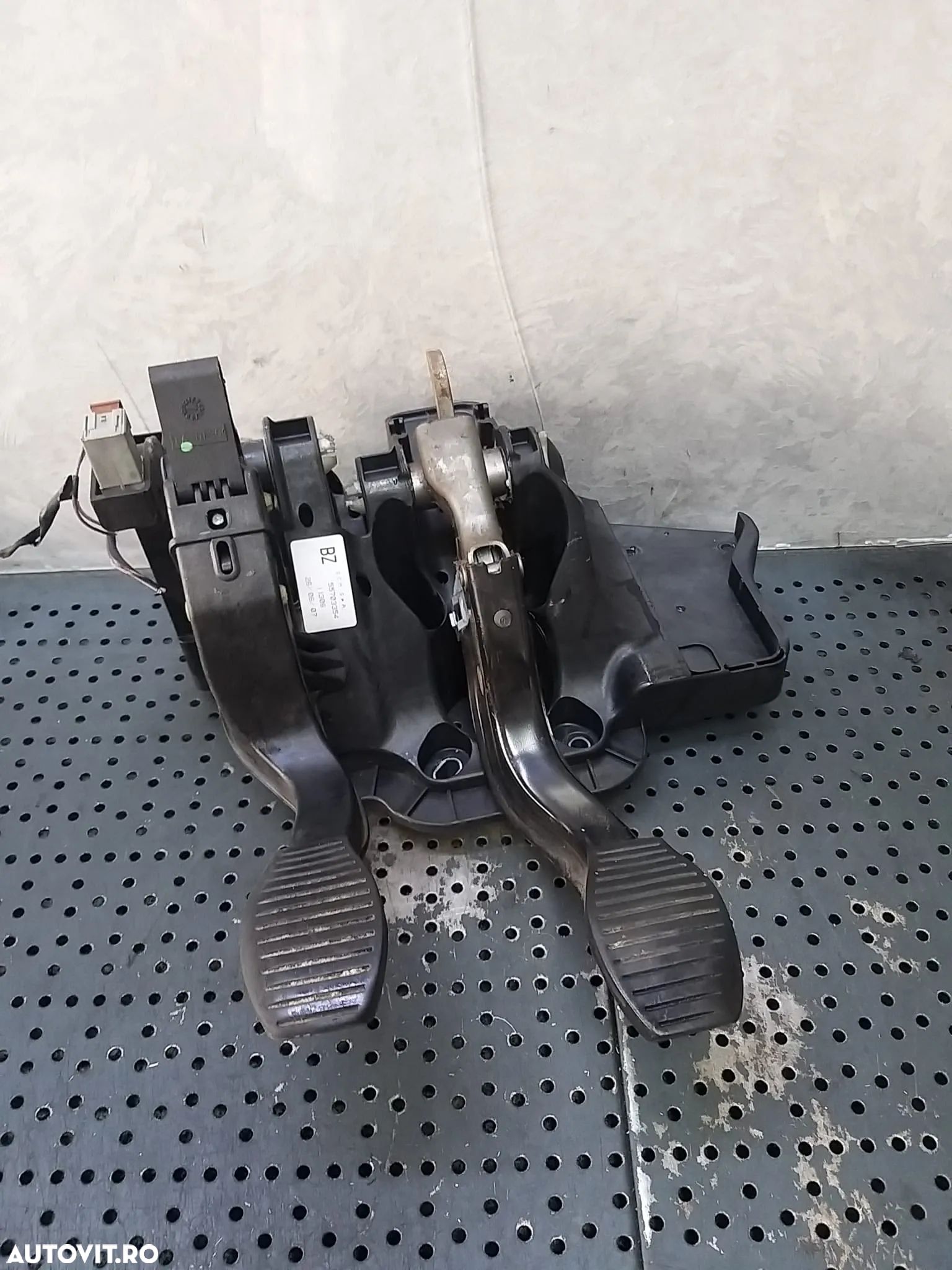 Ansamblu pedalier opel corsa d s07 55703354 - 1