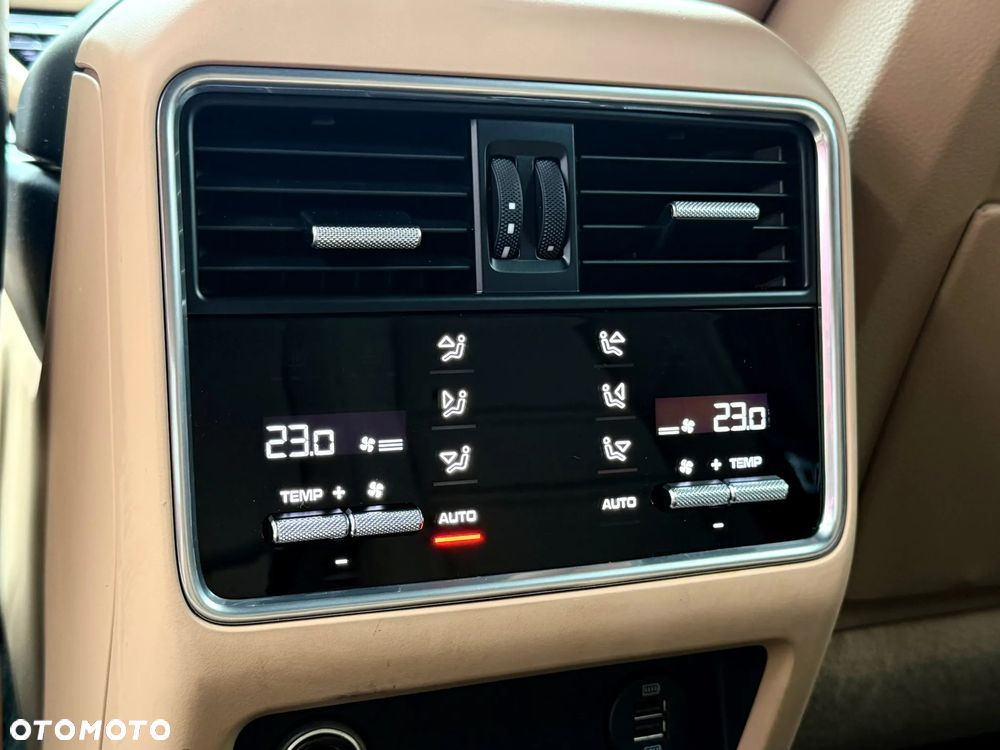 Porsche Cayenne S - 20