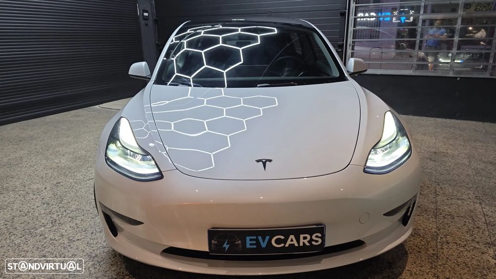 Tesla Model 3 Long Range Tração Traseira - 1