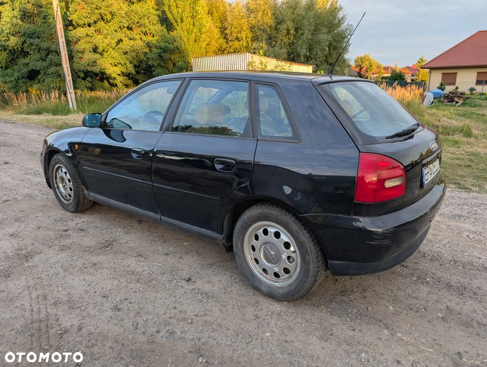 Audi A3 Sportback - 8