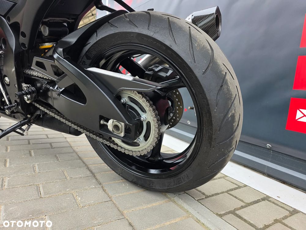 Suzuki GSX-R - 19