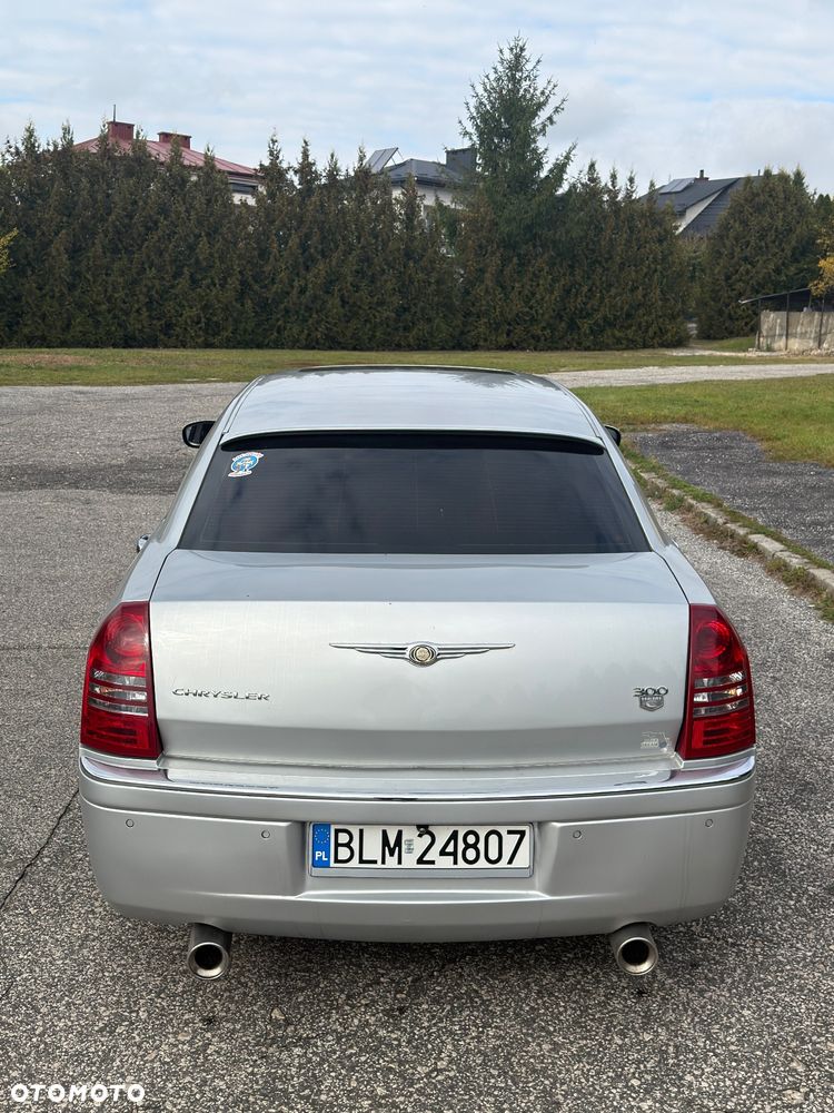 Chrysler 300C - 6