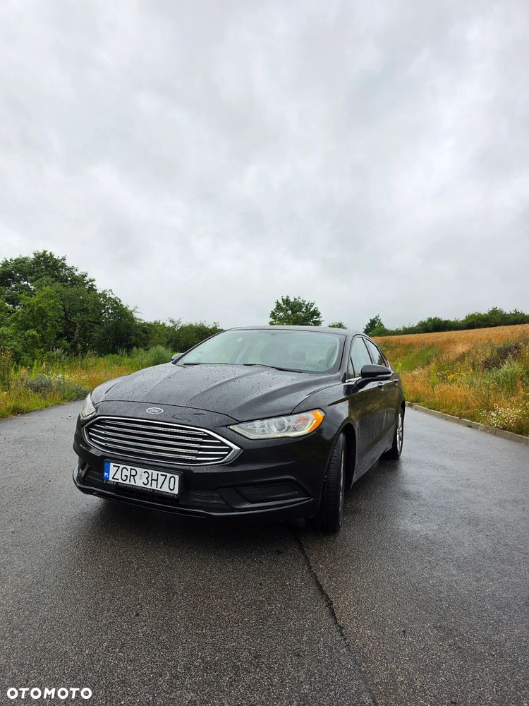 Ford Fusion - 1
