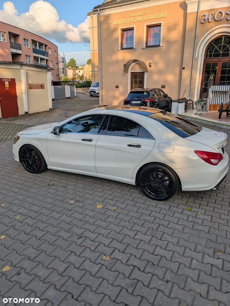 Mercedes-Benz CLA 250 7G-DCT Sport - 3
