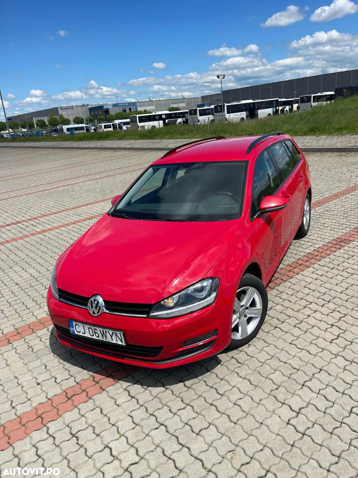 Volkswagen Golf 1.6 TDI BlueMotion Technology DSG Comfortline - 1
