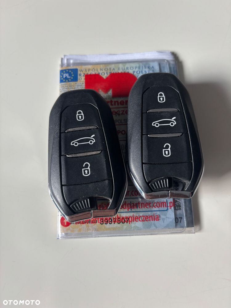 Peugeot 3008 1.6 PureTech GT S&S EAT8 - 29