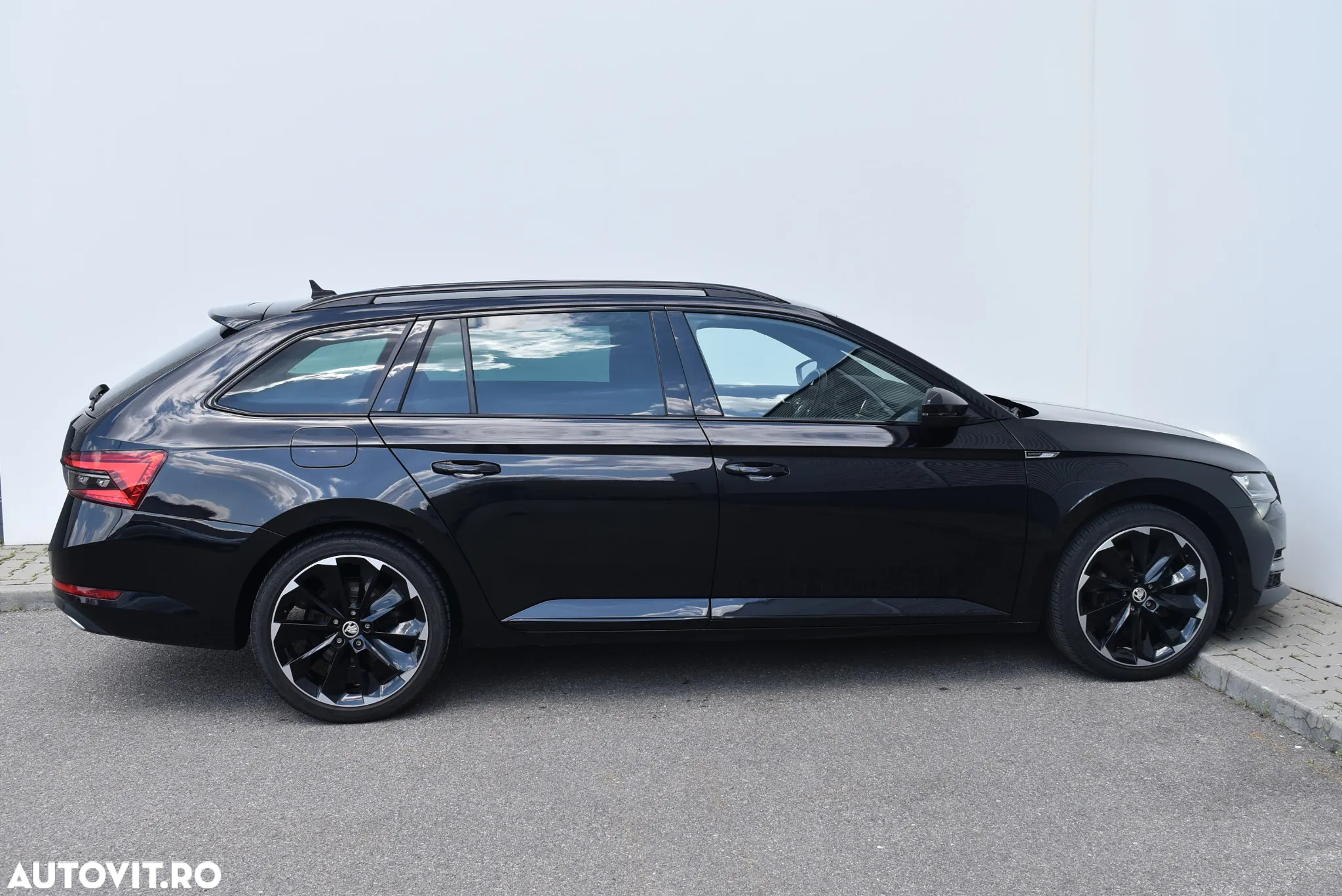 Skoda Superb 2.0 TDI 4X4 DSG Sportline - 4