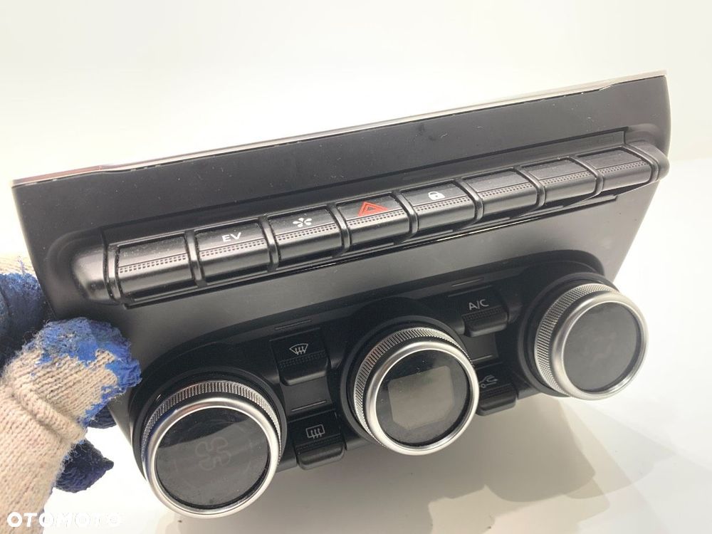 PANEL STEROWANIA NAWIEWU  RENAULT CLIO V (B7_) 2019 - 2022 1.6 E-TECH 145 (B7MU) 69 kW [94 KM] - 2